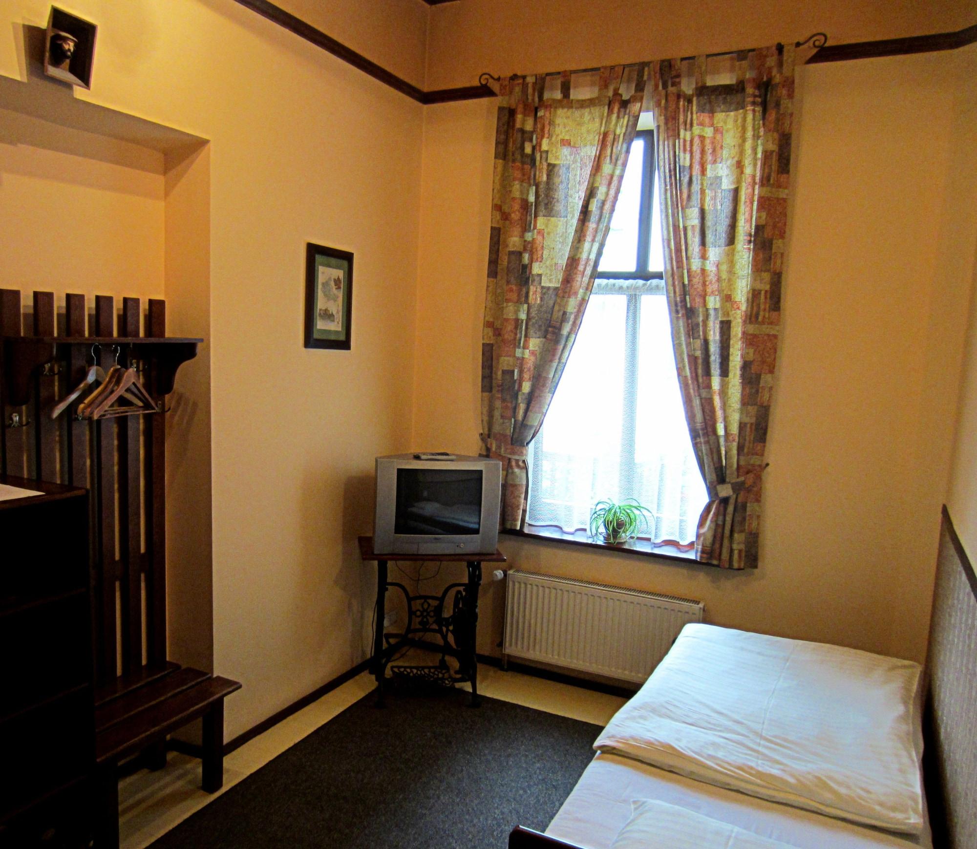Globtroter Guest House كراكوفيا المظهر الخارجي الصورة