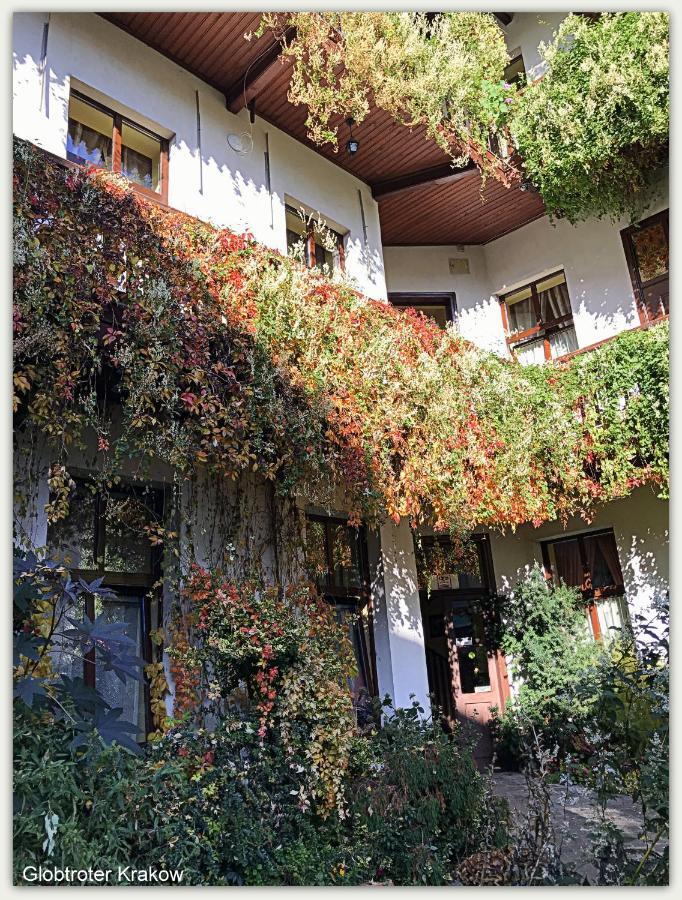 Globtroter Guest House كراكوفيا المظهر الخارجي الصورة